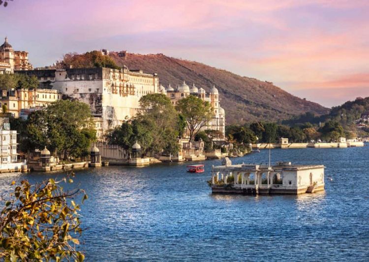 Udaipur City Palace Picture