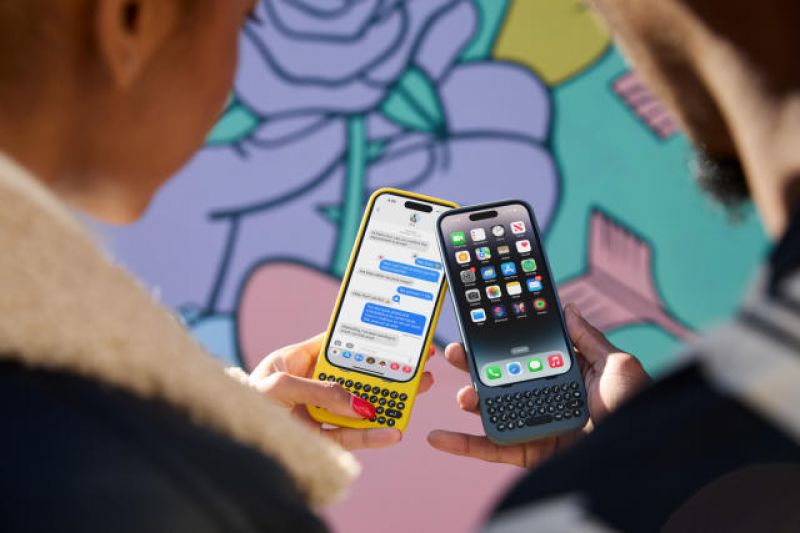 Clicks Creator Keyboard Case Picture