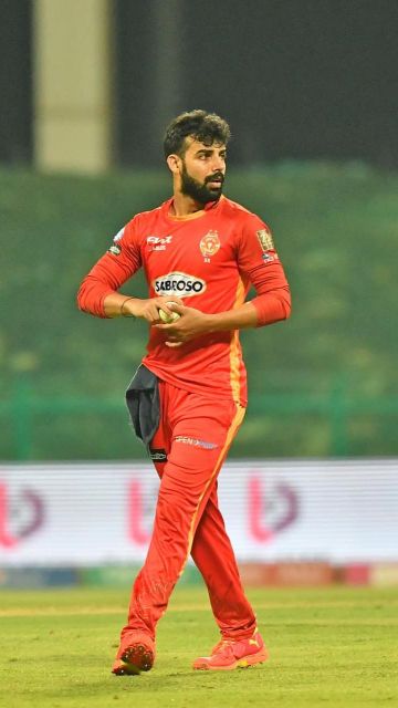 shadab khan Picture