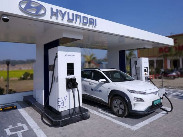 Hyundai  Picture