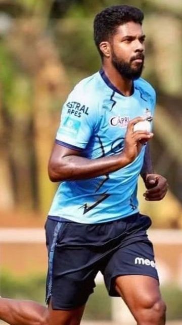 Varun Aaron Picture