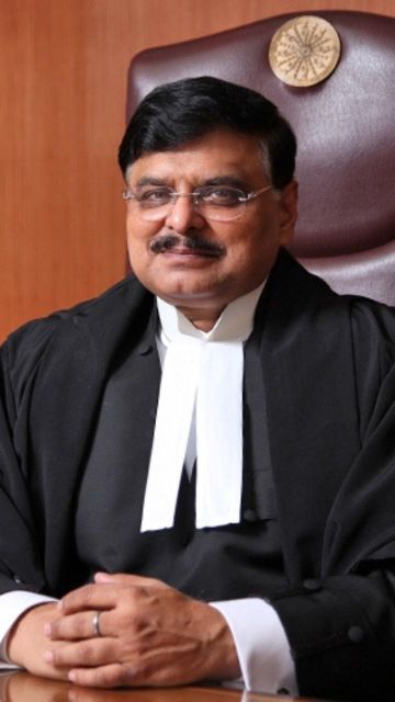 Judge  Picture
