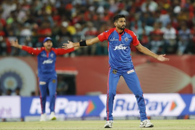 Khaleel Ahmed Picture
