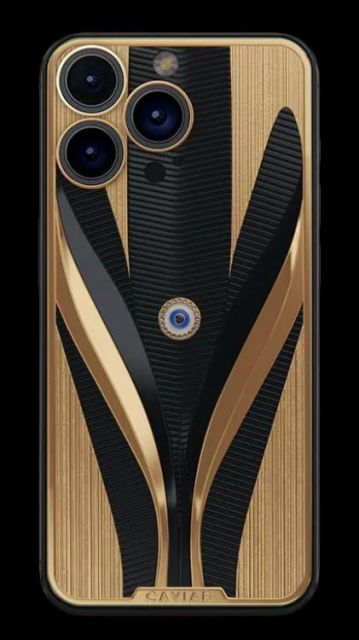 Caviar Falcon Gold iPhone 15 Picture