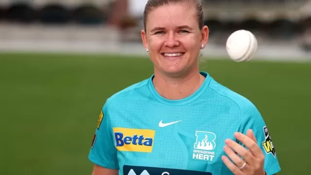Adelaide Strikers vs Brisbane Heat WBBL Live