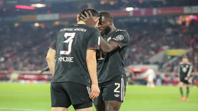 Bayern vs FC Köln Match Awards After