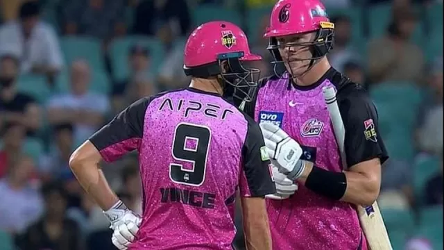 BBL 2025-26: Match 4, SIX vs STR