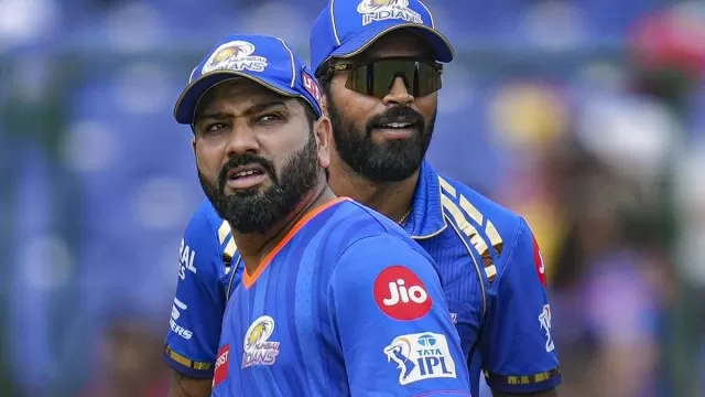 Can Mumbai Indians (MI) still qualify for