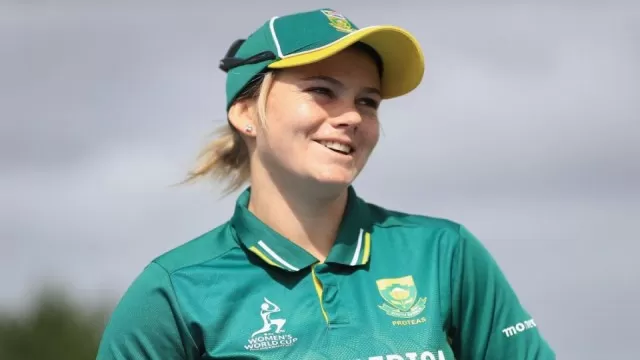 Dane van Niekerk returns: South Africa announce