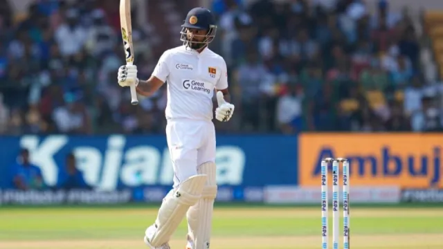 dimuth karunaratne pink ball