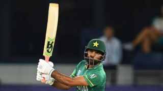 Fakhar and Akmal released as PSL