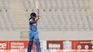 Fastest batter to score 500 runs