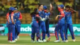GUJ-W vs DEL-W Dream11