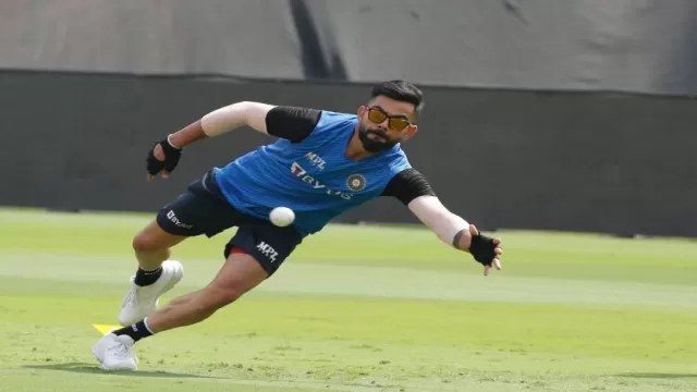 Ind vs SL: Virat Kohli very close