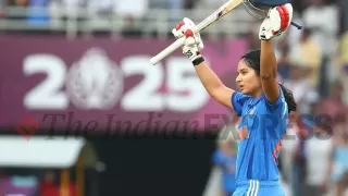 India reach semis! Mandhana,