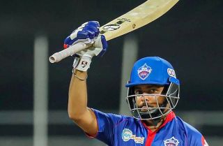 IPL 2021: Prithvi Shaw smacks six