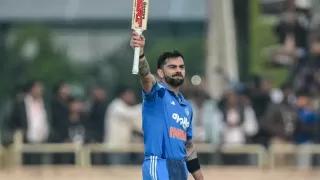 Kotak Backs Rohit & Kohli for