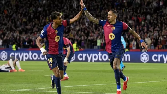 Barcelonas Unexpected Crisis: Lewandowski Style Clashes with