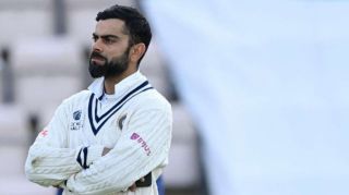 Peoples reactions to Virat Kohli stepping