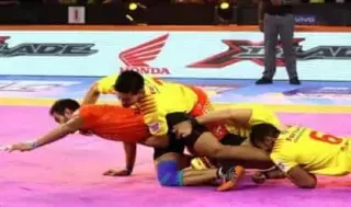 PUN vs GUJ: Vivo Pro Kabaddi