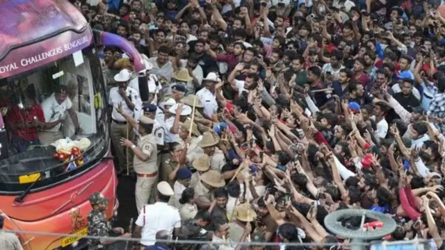 RCB Victory Parade Stampede Photos: RCB ki