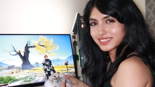 Revenant XSpark Signs Top Female Gaming Creator