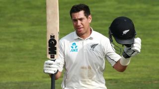 Ross Taylor announces retirement from international