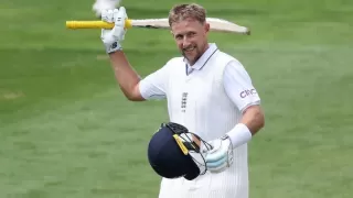 Top 5 Batsmen with Most Test