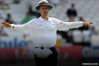 Types of signals by umpires in
