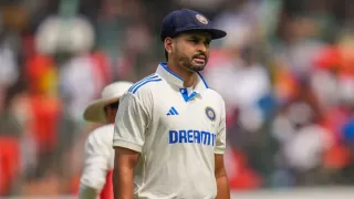 Why did Shreyas Iyer took six