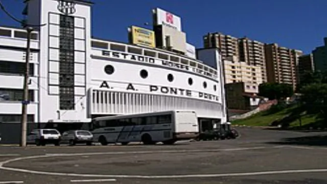 Estadio Moises Lucarelli
