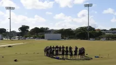 Three Ws Oval Picture