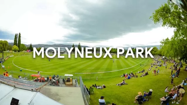 Molyneux Park