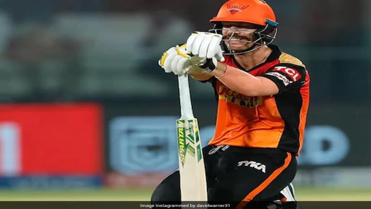 IPL 2021: इस वजह से डेविड वॉर्नर की कप्तानी छीनी हैदराबाद के मालिकों ने, Inside Story