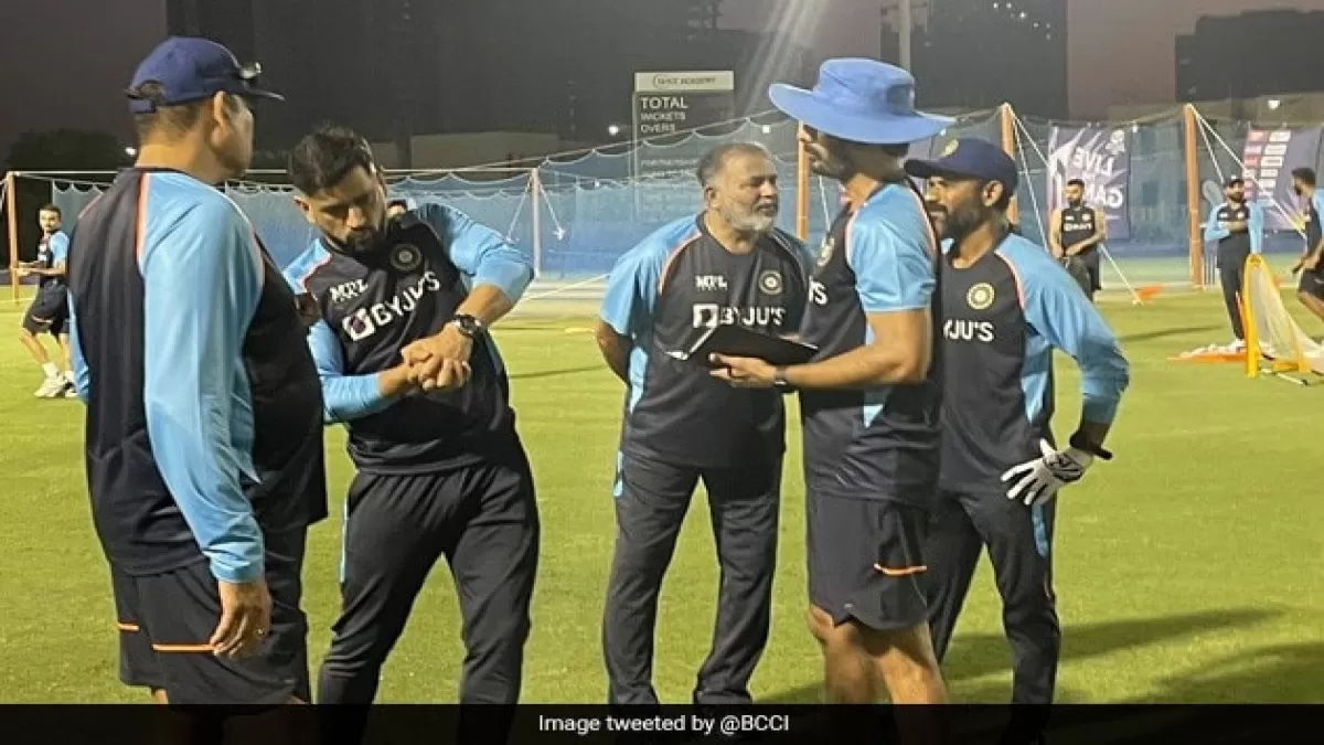 टीम इंडिया में महेंद्र सिंह धोनी की धाकड़ एंट्री, लोगों ने कहा- अब कप हमारा ही है!