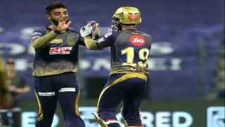 फिर मुश्किल में मिस्ट्री स्पिनर वरुण चक्रवर्ती, इंग्लैंड के खिलाफ टी-20 सीरीज से हो सकते हैं बाहर


