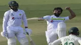 Pak vs Sa, 1st