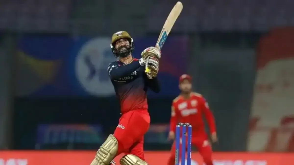 IPL 2022: शास्त्री ने बताया, कार्तिक T20WC 2022 में धौनी की तरह फिनिशर?