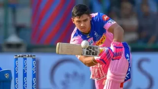 Vijay Hazare Trophy 2022: एक मैच में लगे 4 शतक, रियान पराग ने खेली 174 रन की पारी