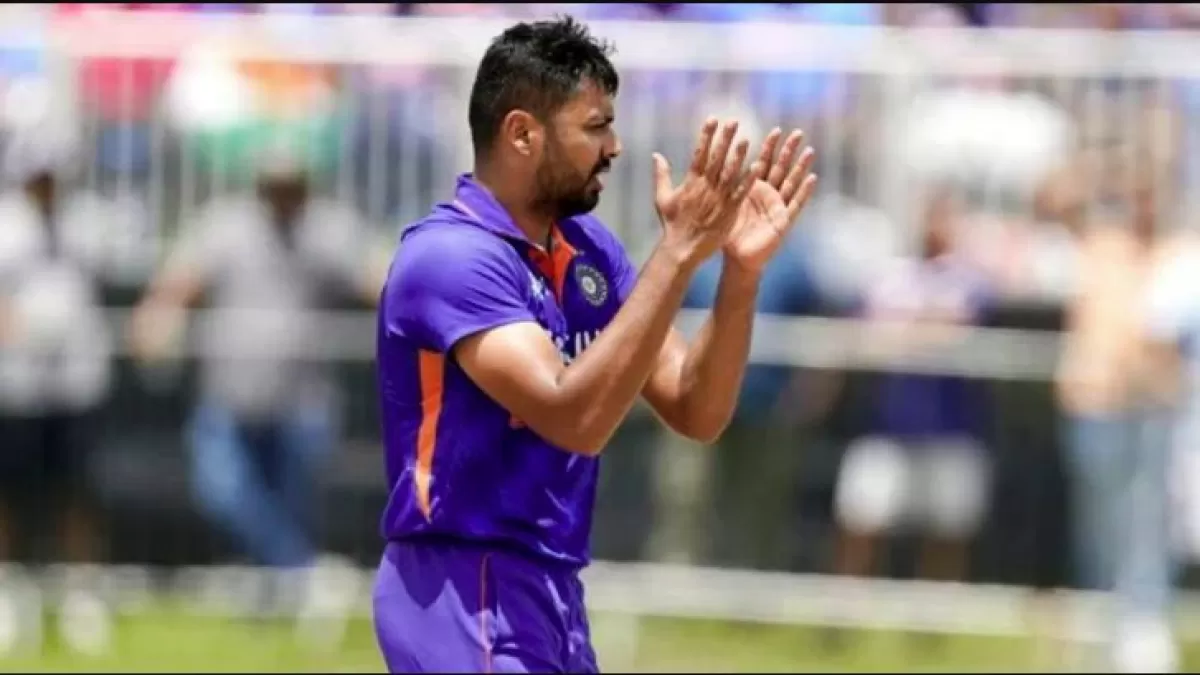मोहम्मद शमी की जगह आवेश खान को भारतीय टेस्ट टीम में शामिल किया गया