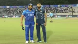 रोहित शर्मा ने शुरुआत