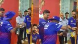 MS Dhoni Drinking Tea,
