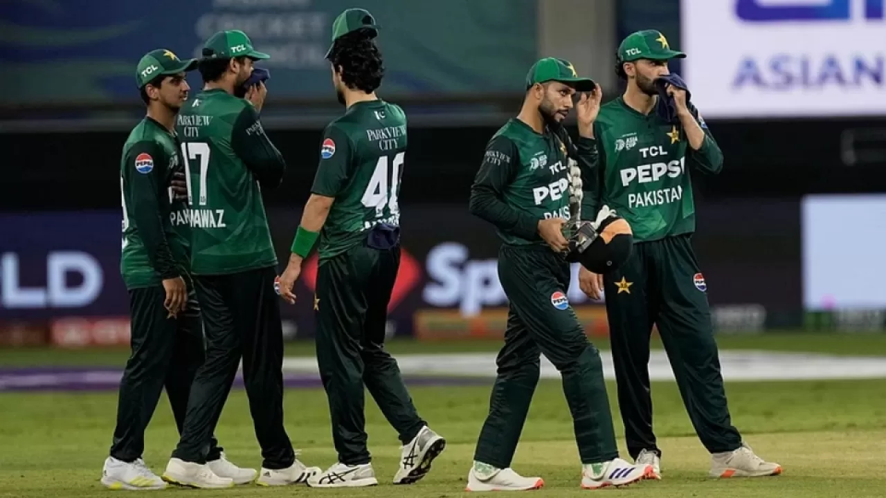 Asia Cup 2025: PAK vs UAE Match Prediction, Team, Playing 11, Weather, Pitch Report