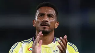 Brazilian defender Danilo leaves Juventus after five successful years