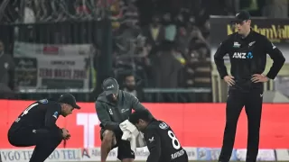 Rachin Ravindra Injury : Rachin Ravindra got injured while trying to take a catch