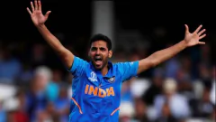 Bhuvneshwar Kumar Returns to Team Picture