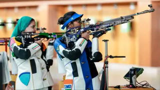 Indian shooters shine, clinch