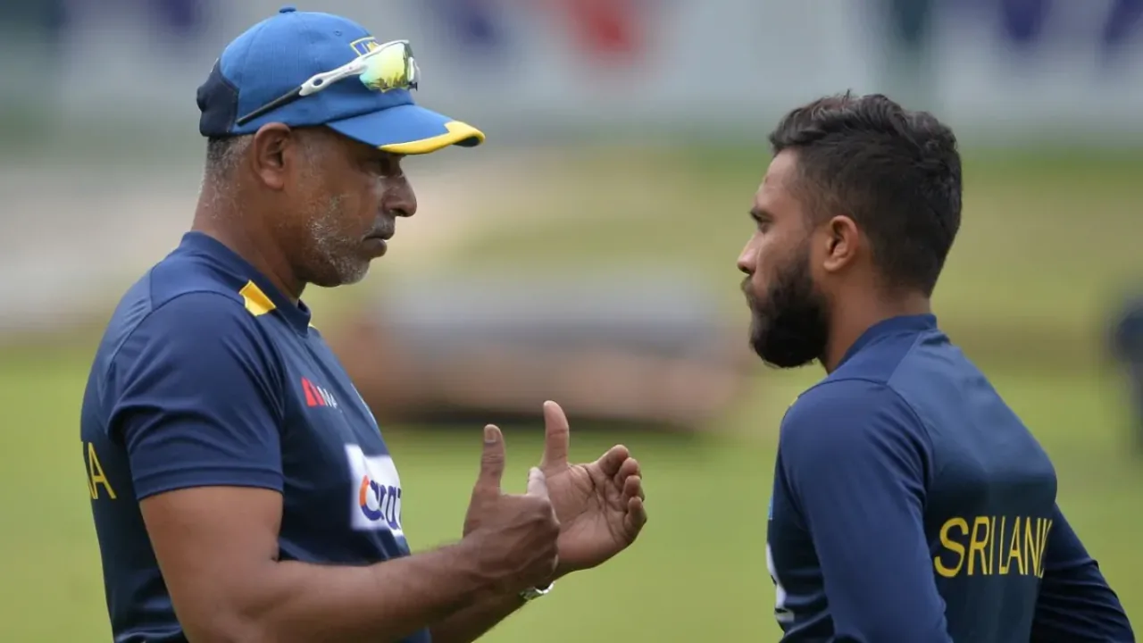 IPL 2027: दिल्ली कैपिटल्स के बॉलिंग कोच बने चमिंडा वास और अमित मिश्रा, गांगुली-युवराज संभालेंगे कमान