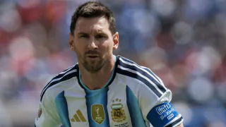 Lionel Messi to Play