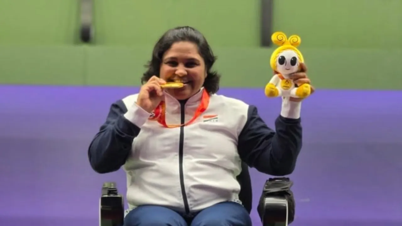 mona agarwal